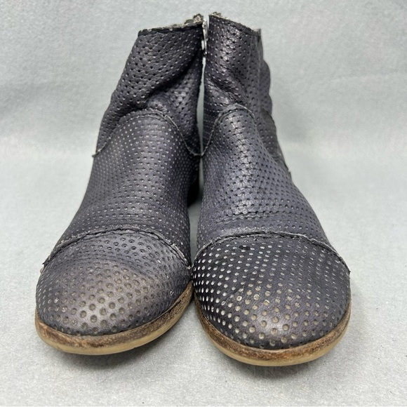 Free People Washed-Denim-Look Perforated Leather Cap Toe Ankle Boot Womens EU 37 - Picture 7 of 12